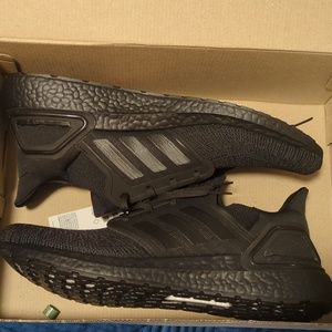 Adidas ultraboost 20 size 11